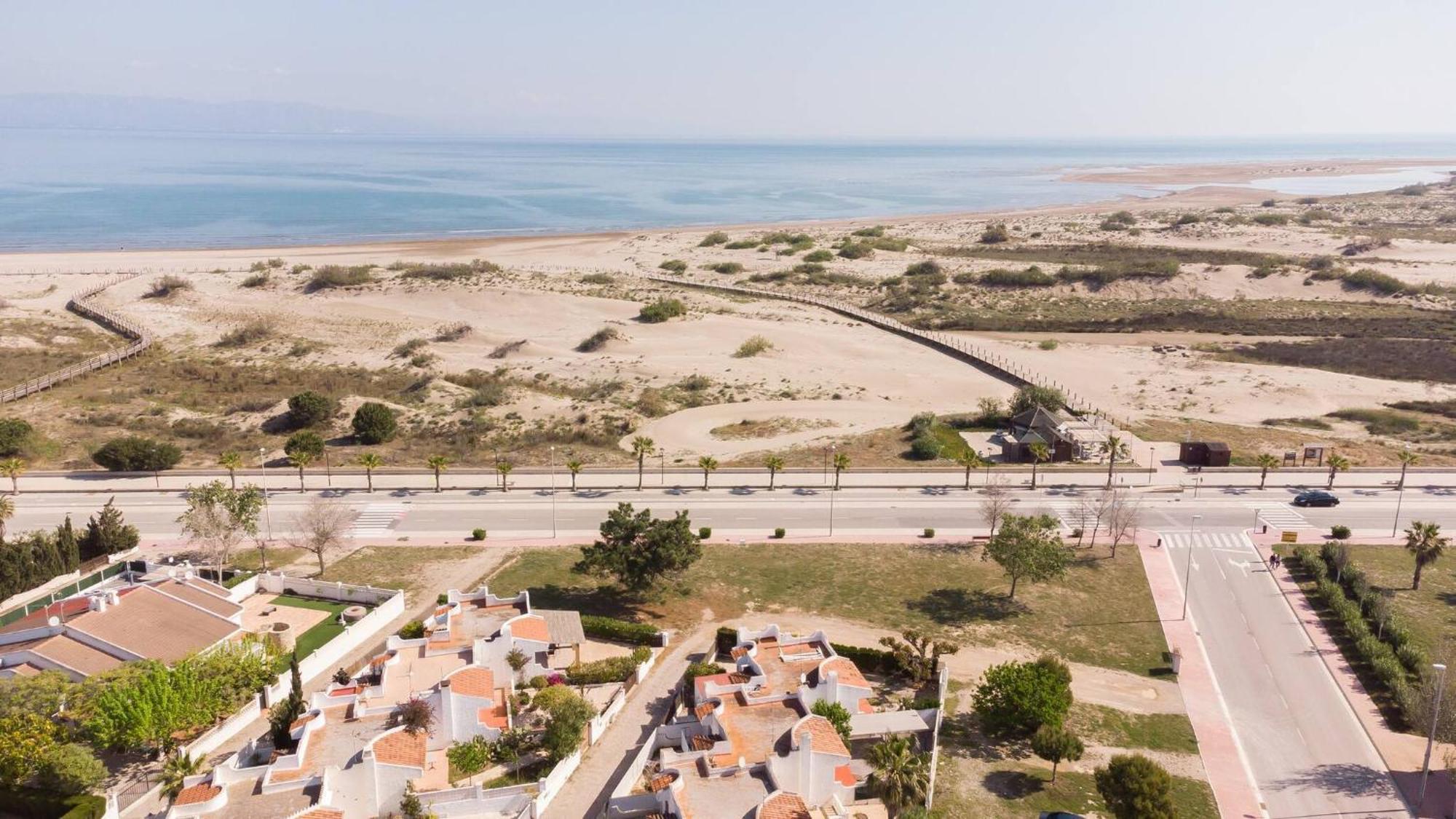 Eusebio - Casa En Riumar Para 4 Personas Y En Primera Linia De Mar - Deltavacaciones 外观 照片
